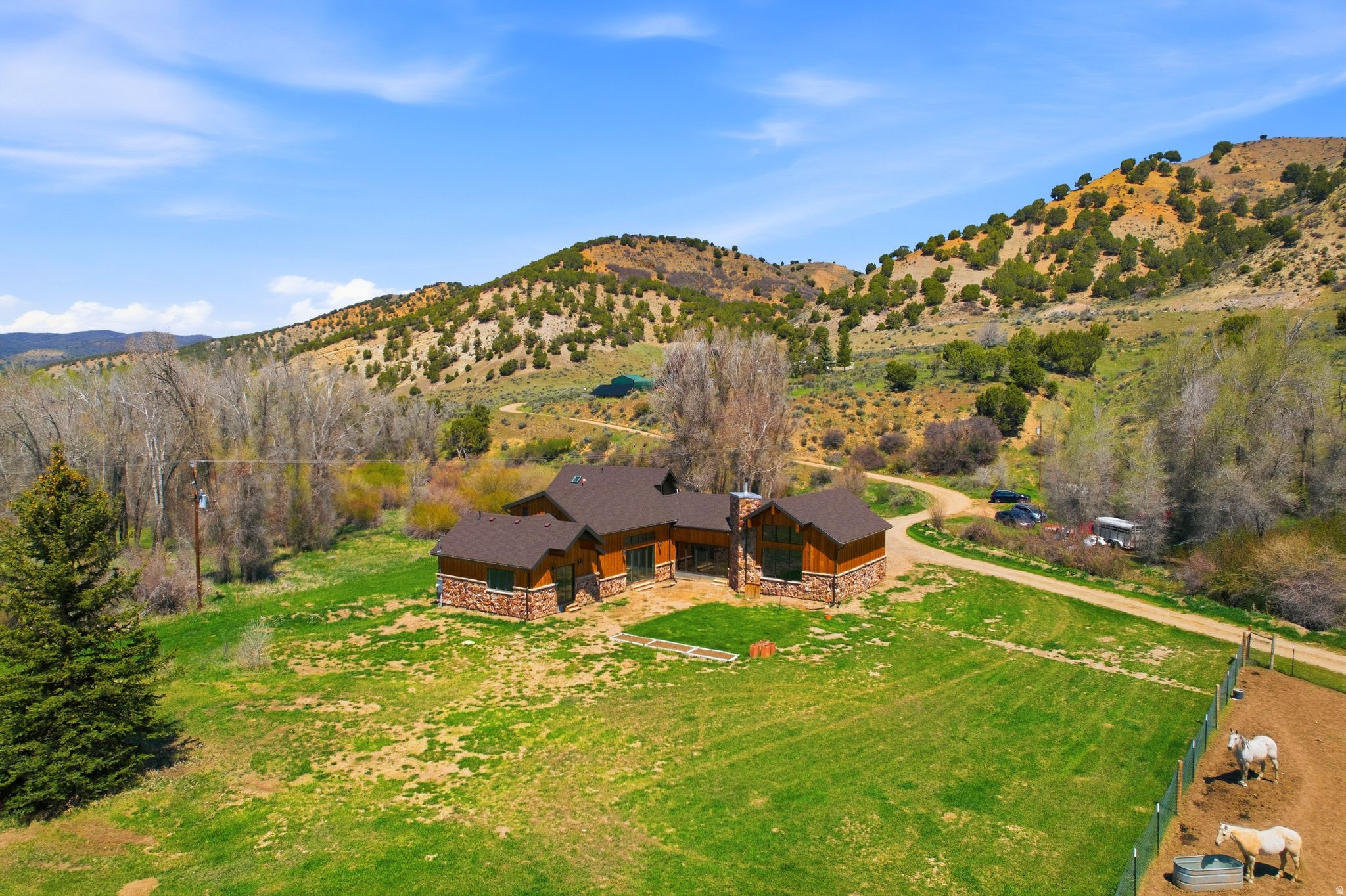 NORTH SUMMIT - Residential