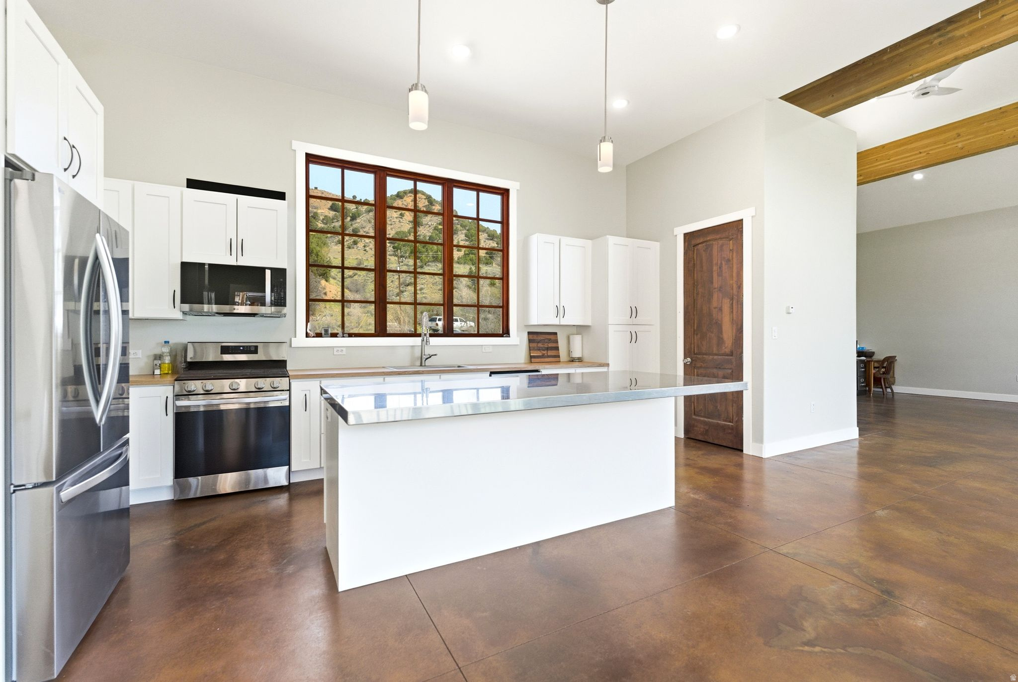 NORTH SUMMIT - Residential