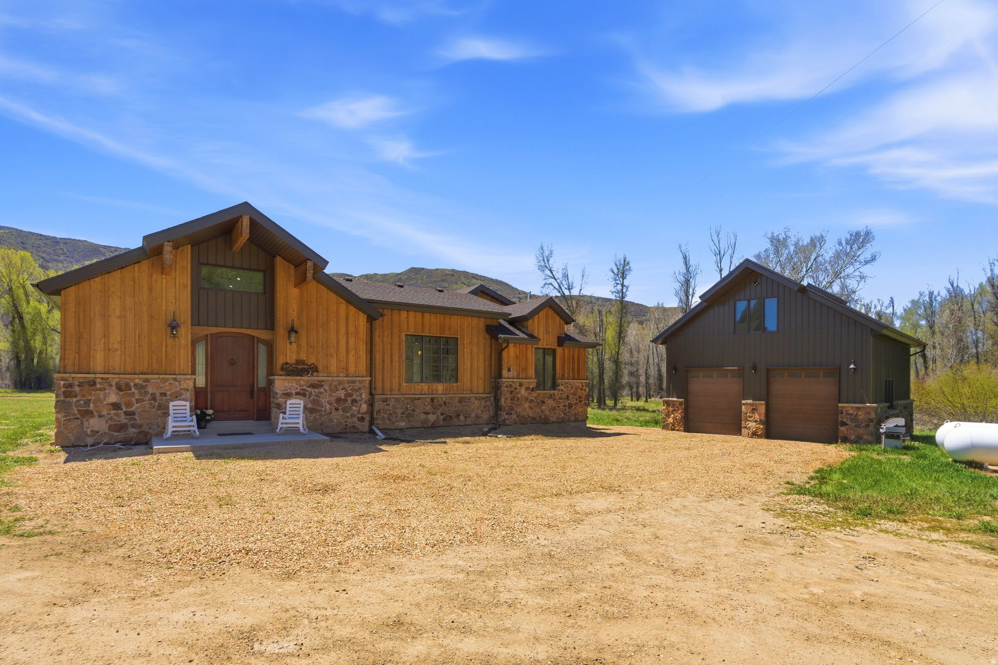 NORTH SUMMIT - Residential