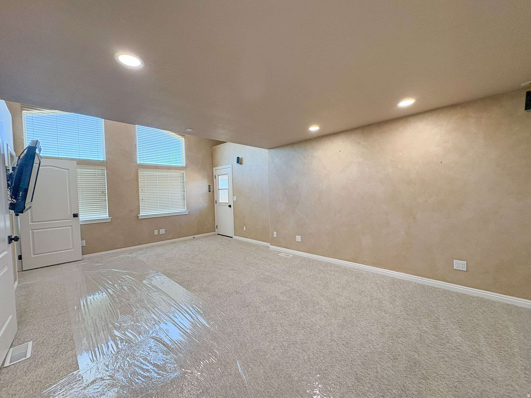 OAKVISTA PARK - Residential