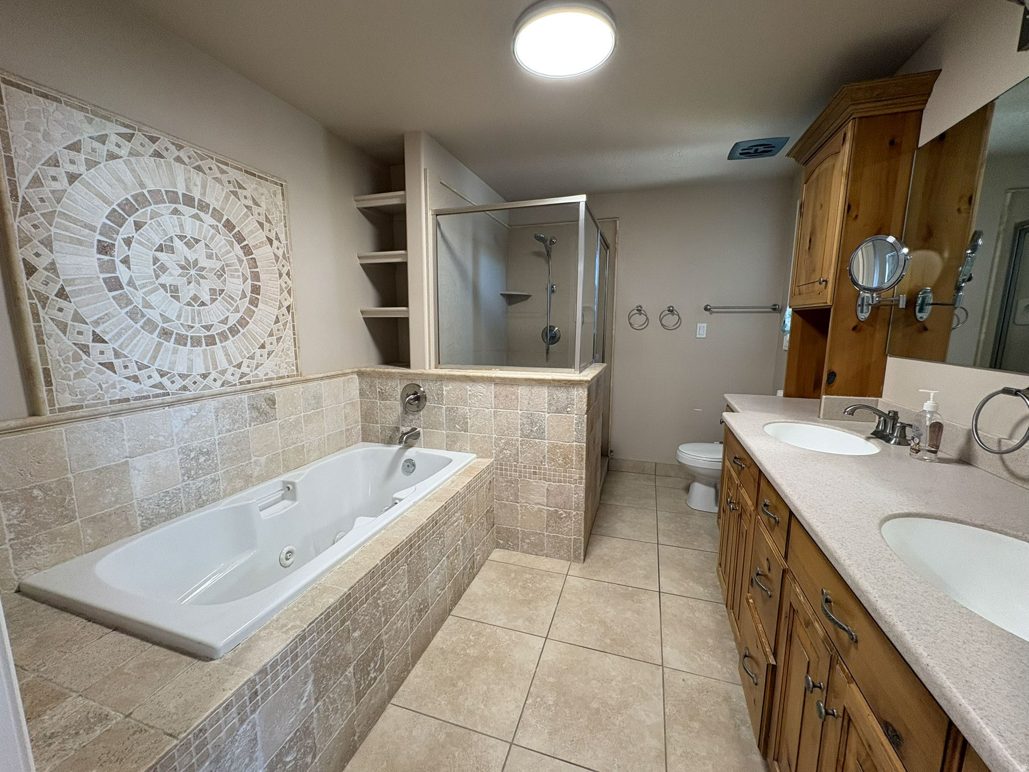 OAKVISTA PARK - Residential
