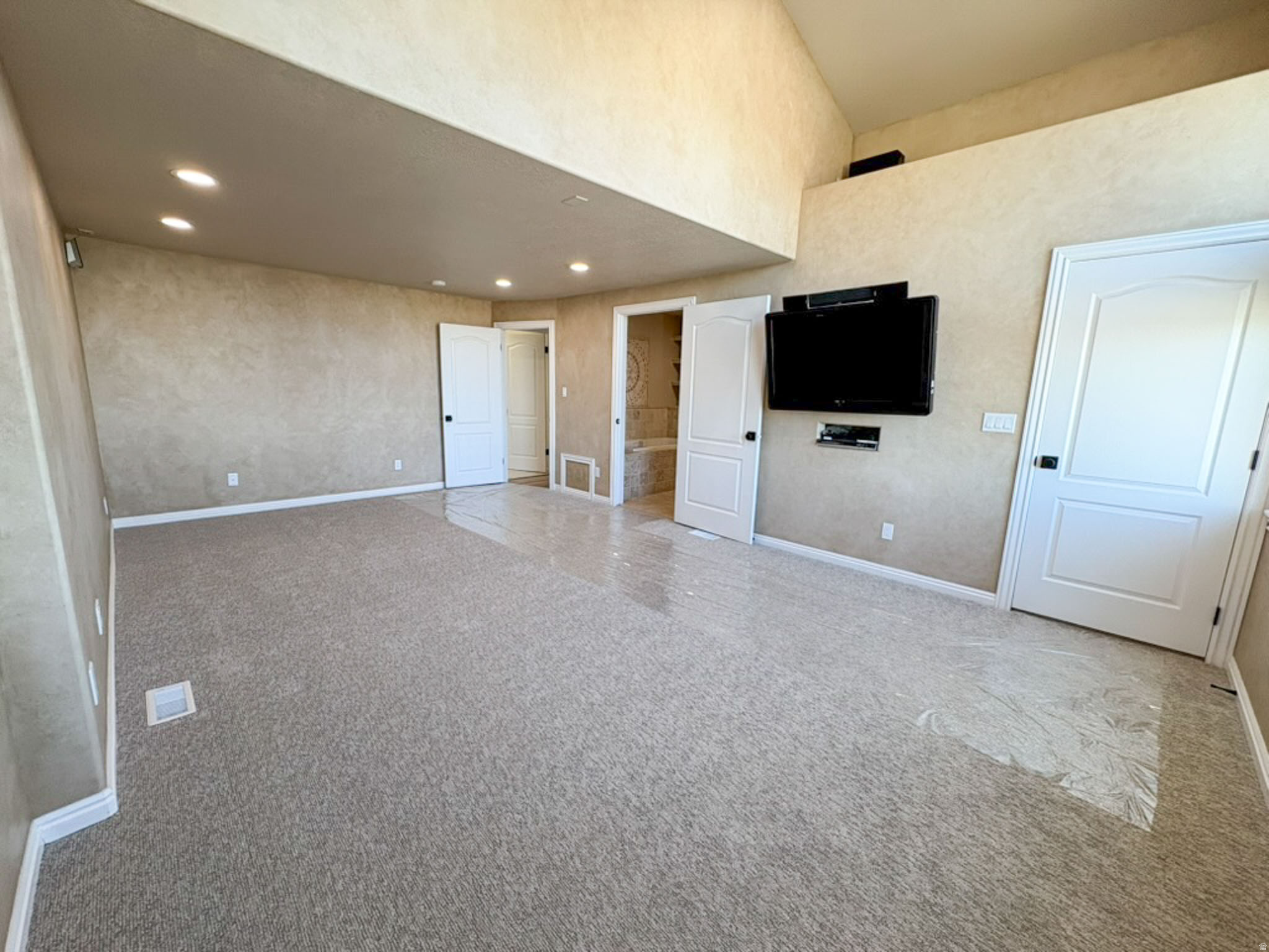 OAKVISTA PARK - Residential