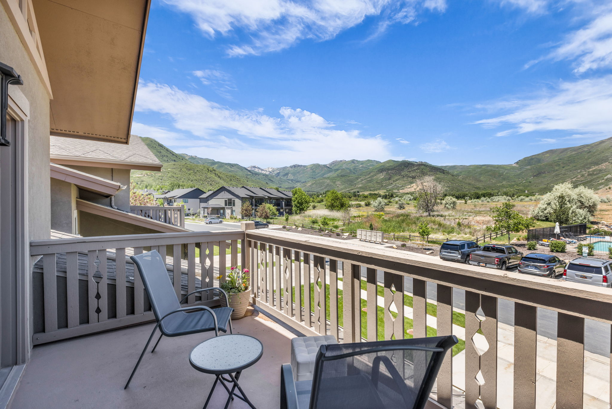 LODGES AT SNAKE CREEK - Residential