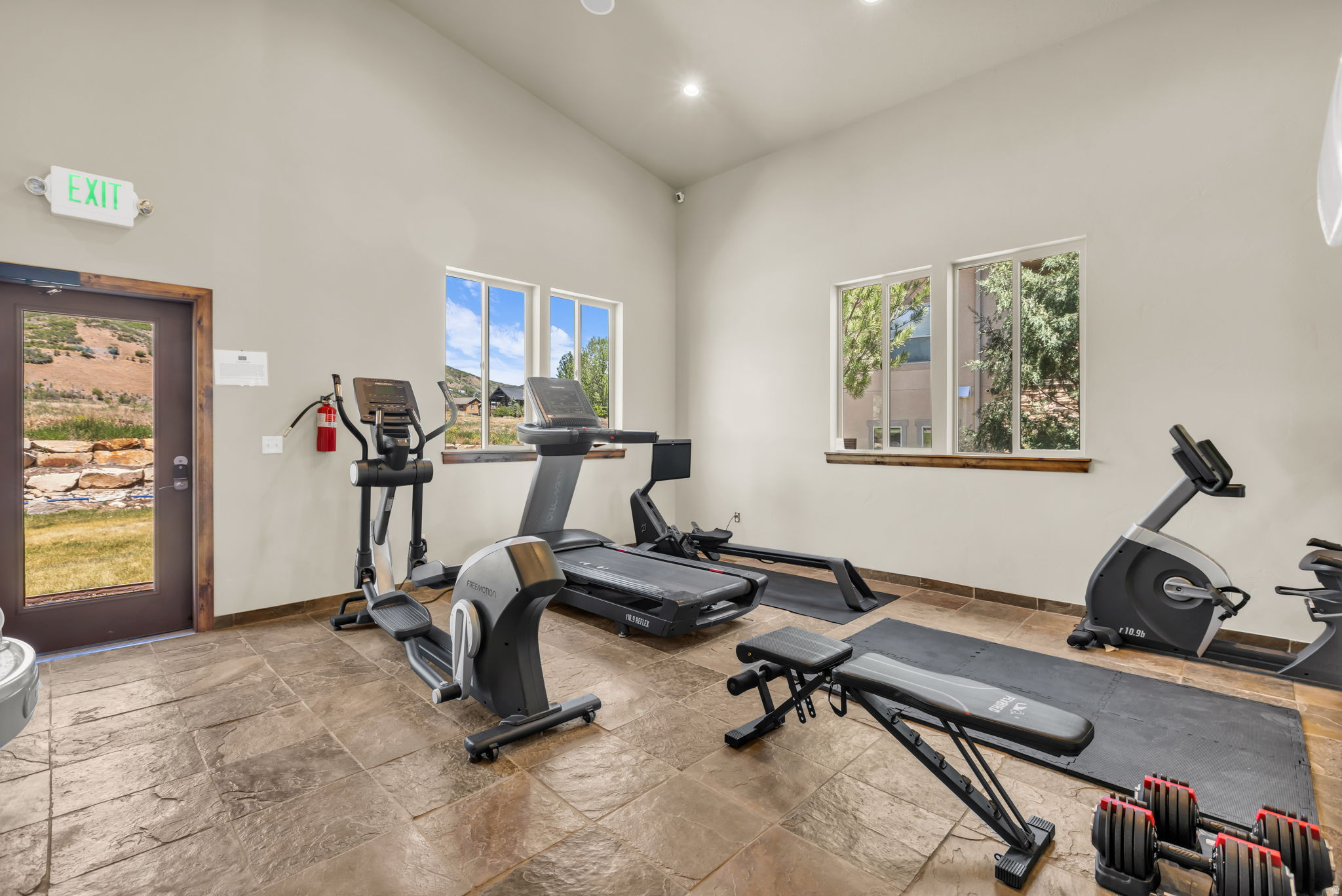 LODGES AT SNAKE CREEK - Residential