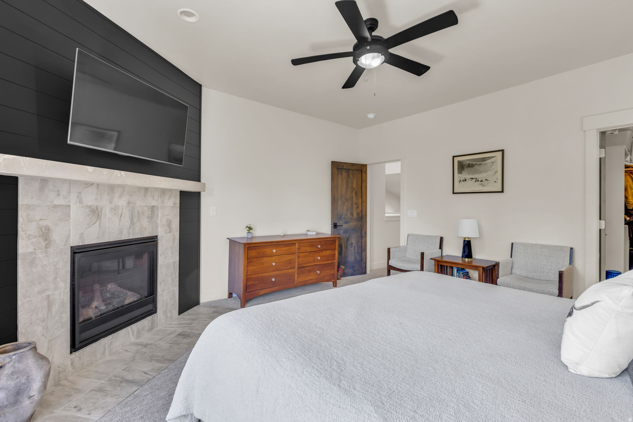 LODGES AT SNAKE CREEK - Residential