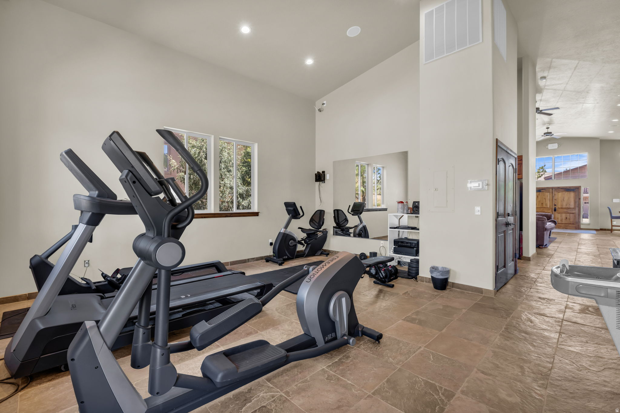 LODGES AT SNAKE CREEK - Residential