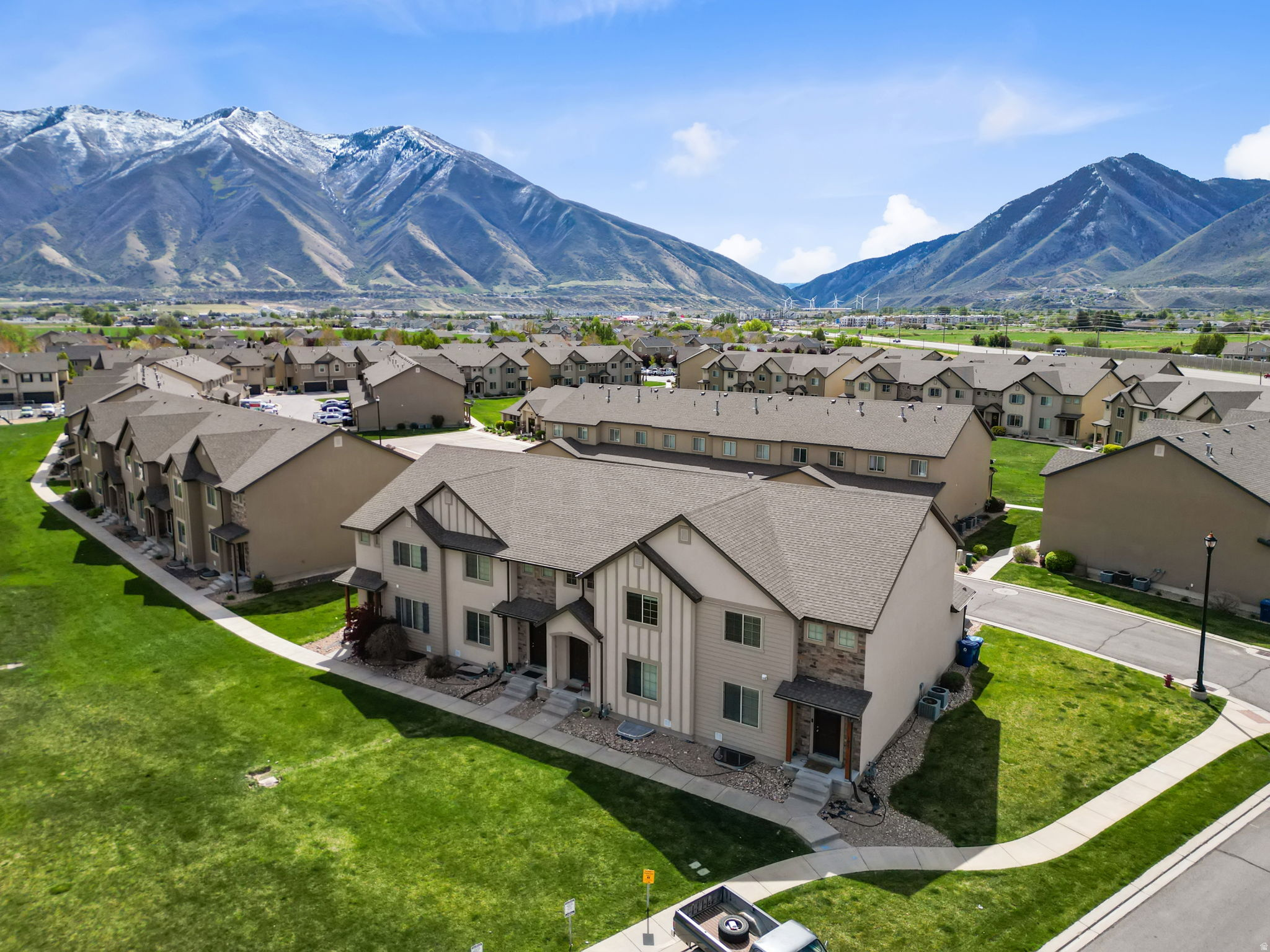 MAPLE MOUNTAIN - Residential