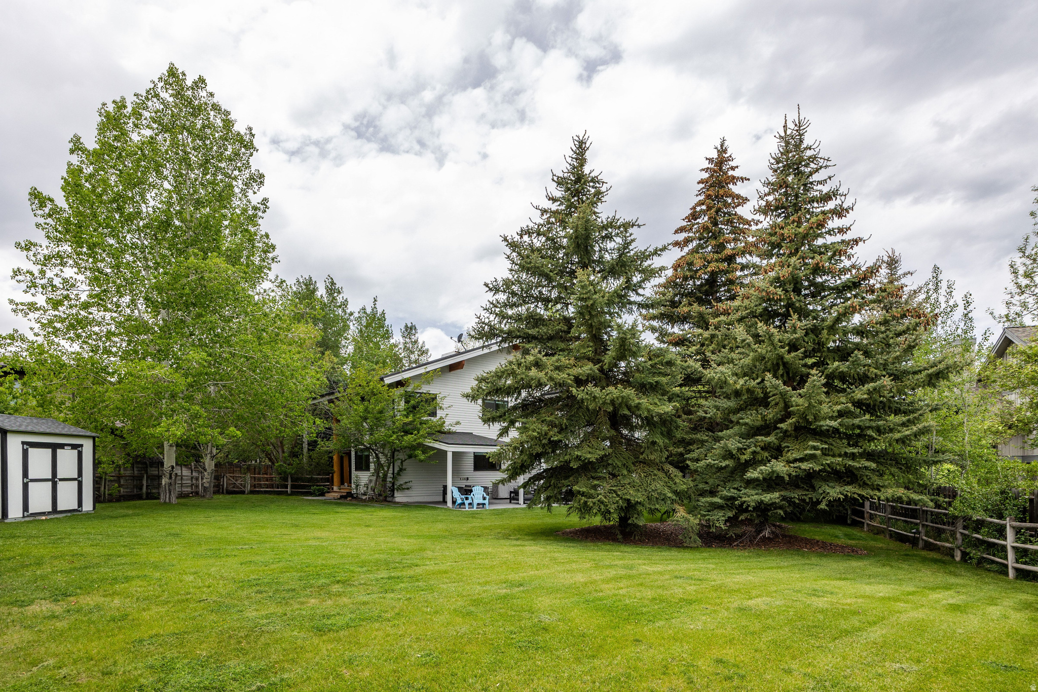 SILVER SPRINGS - Residential