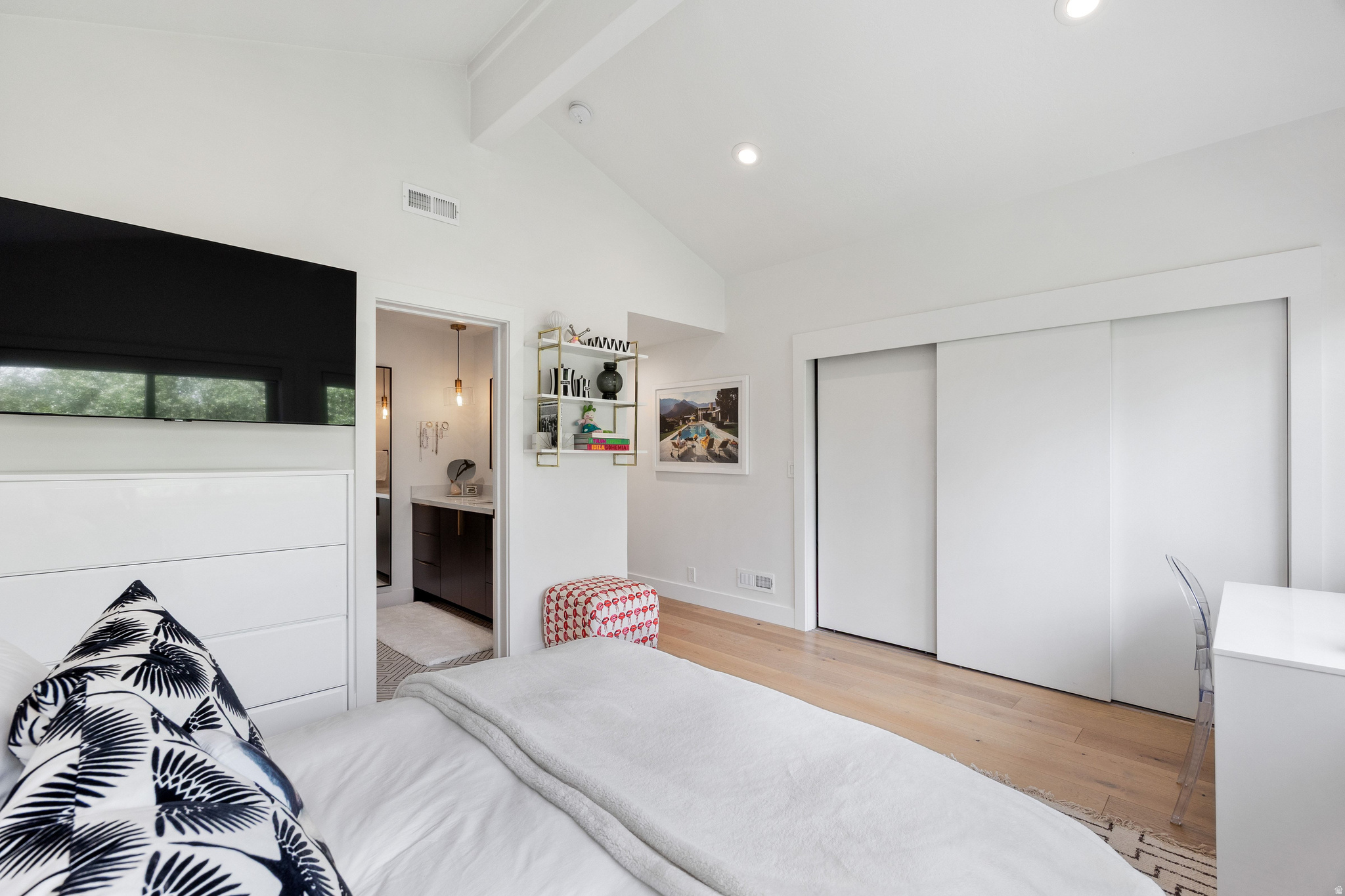 SILVER SPRINGS - Residential