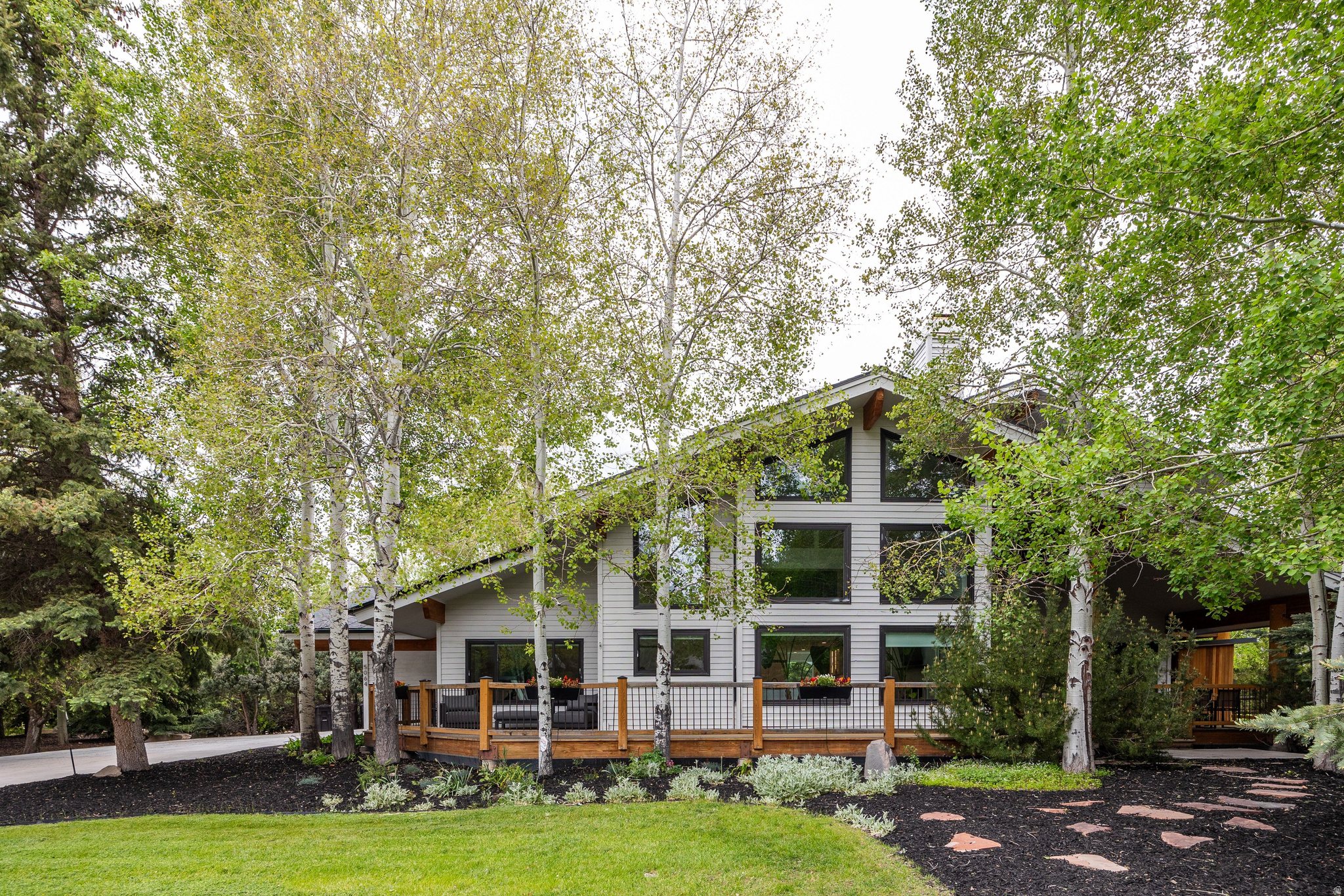 SILVER SPRINGS - Residential