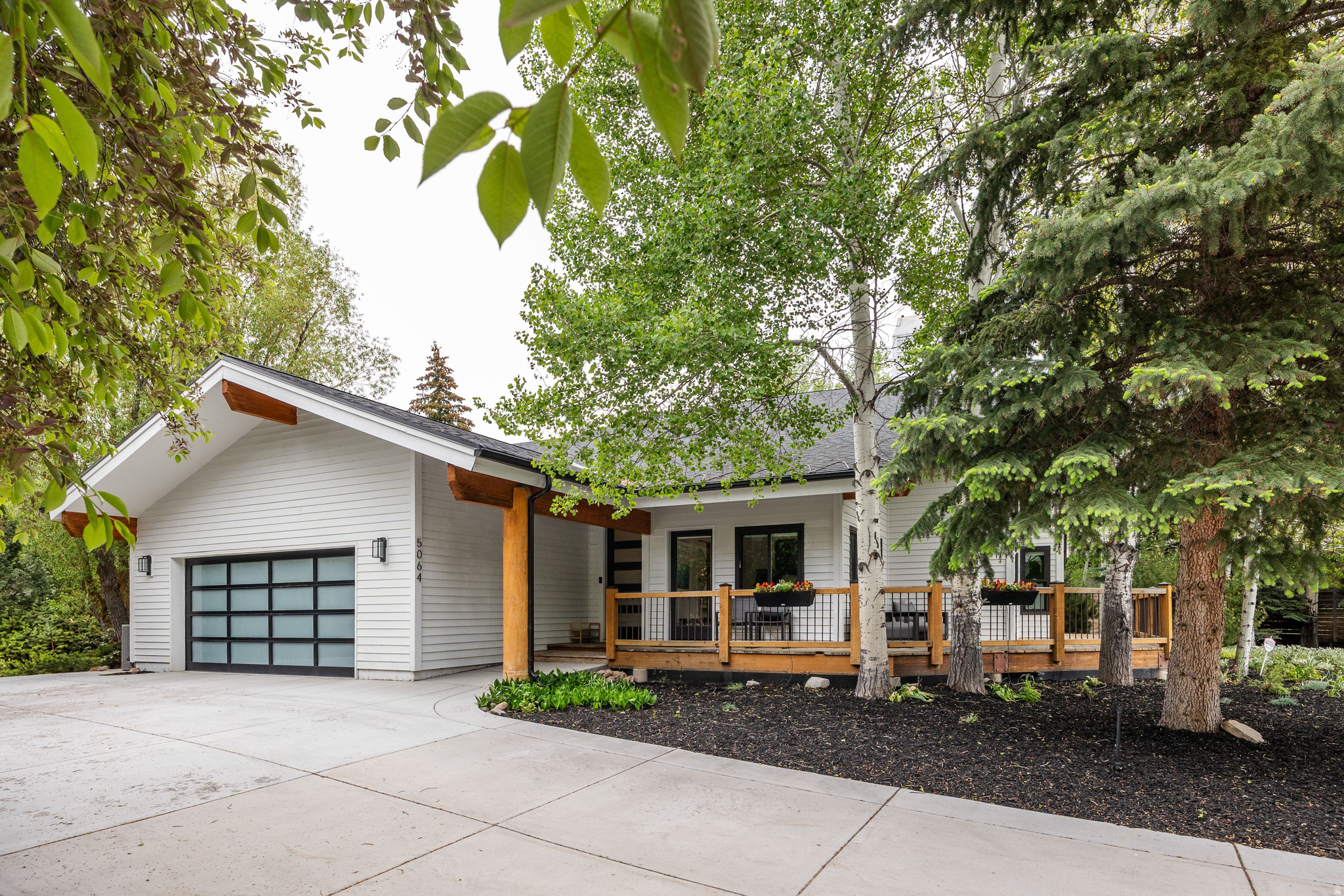 SILVER SPRINGS - Residential