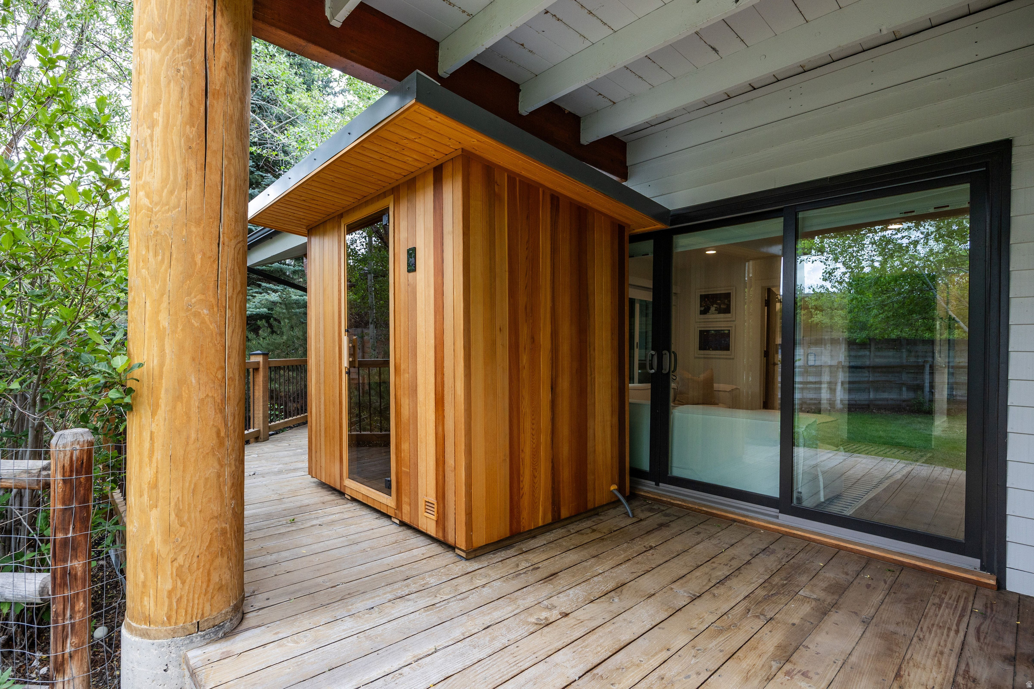 SILVER SPRINGS - Residential