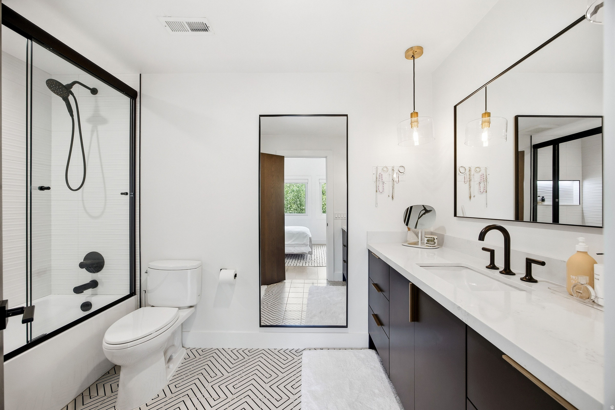 SILVER SPRINGS - Residential
