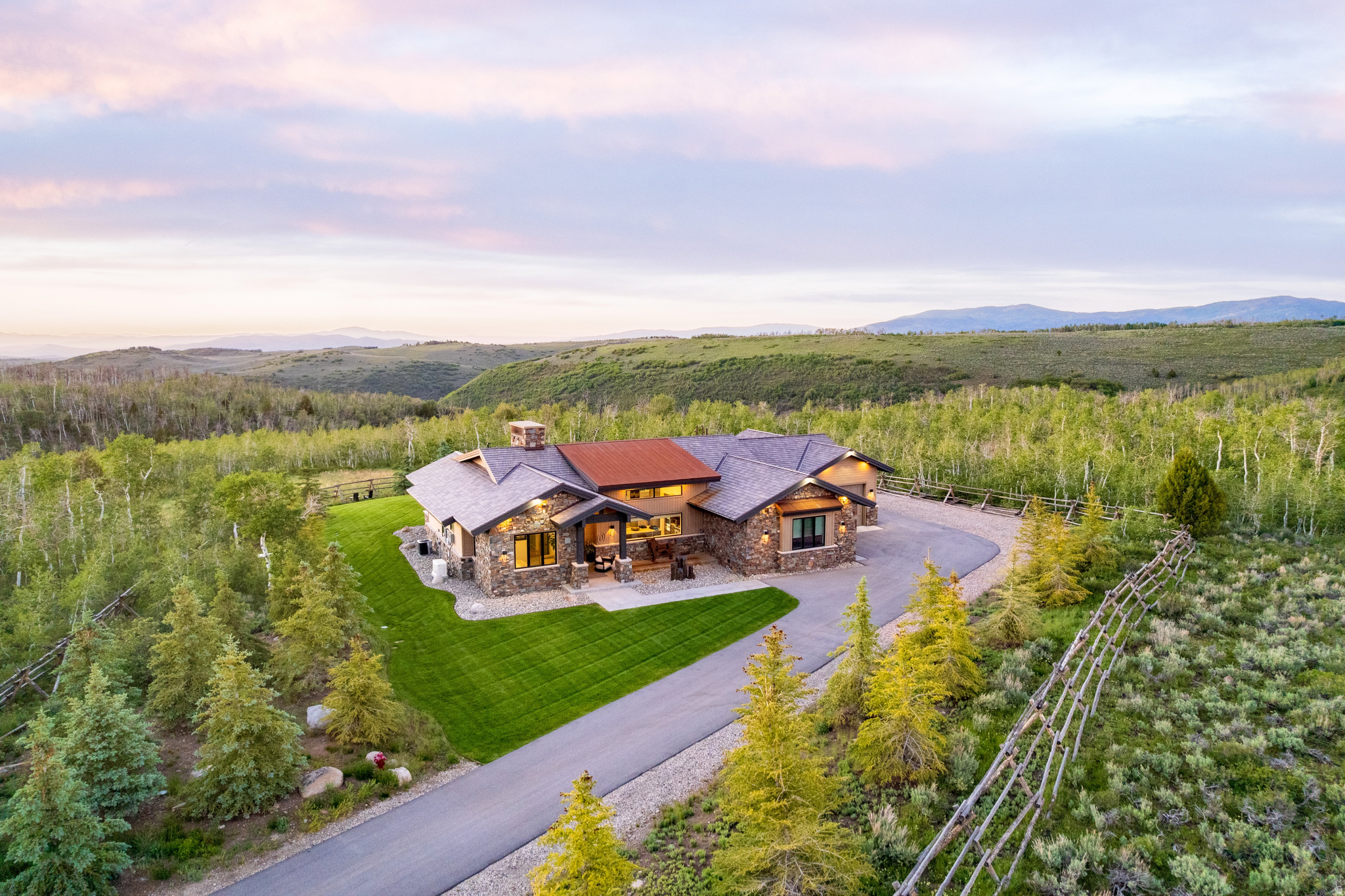 WOLF CREEK RANCH - Residential