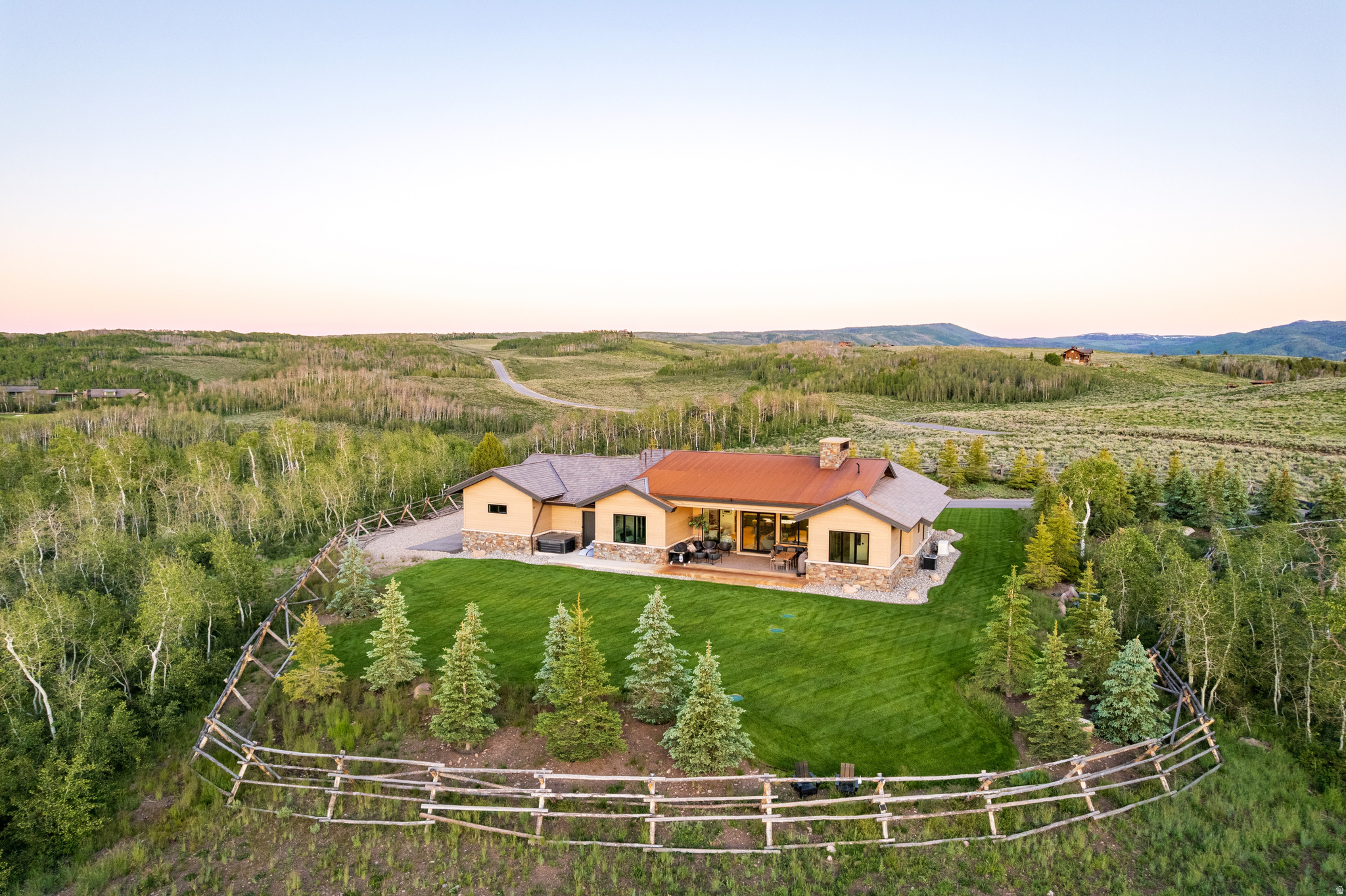 WOLF CREEK RANCH - Residential