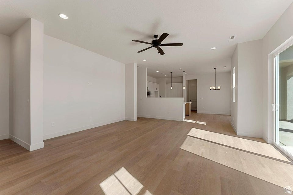 DESERT COLOR - Residential