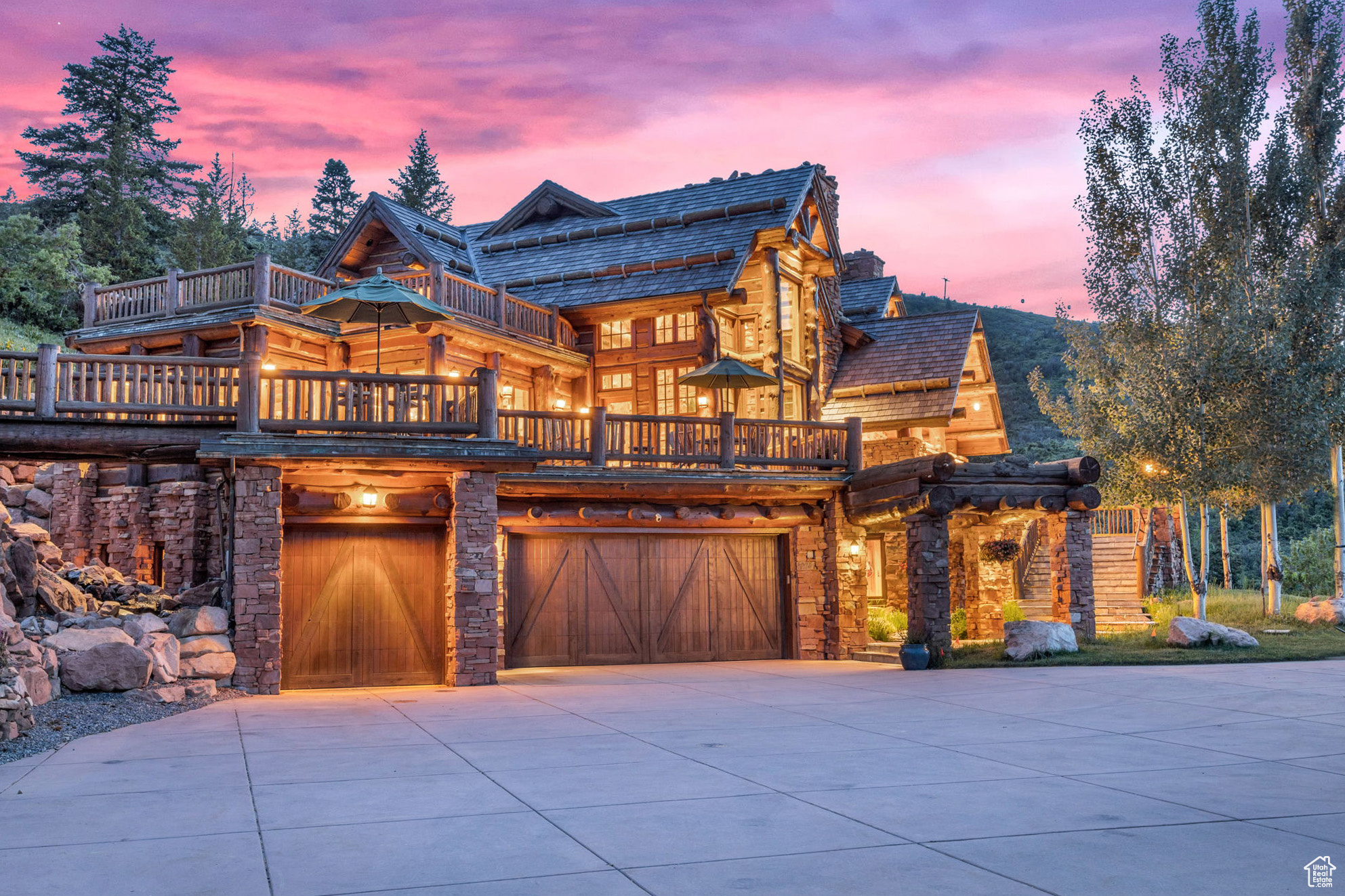 WHITE PINE RANCHES - Residential