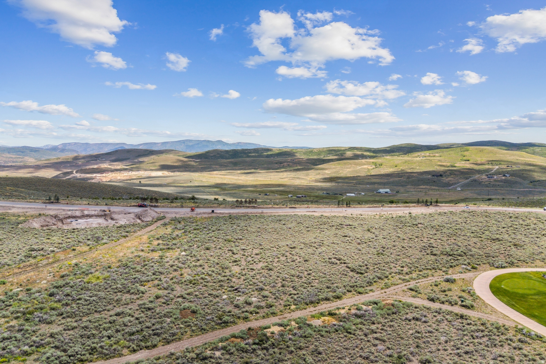 LINKS EDGE - Residential