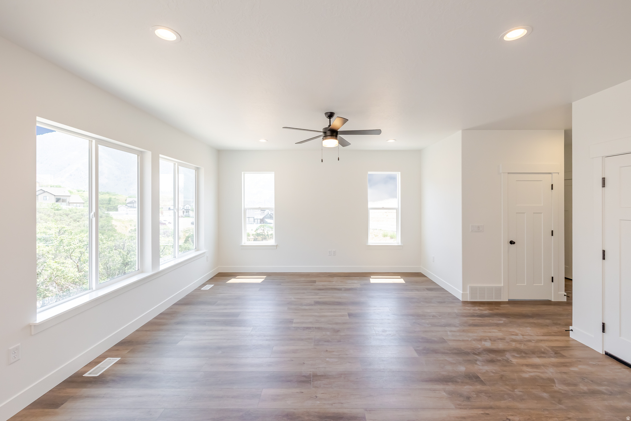 HARMONY RIDGE - Residential