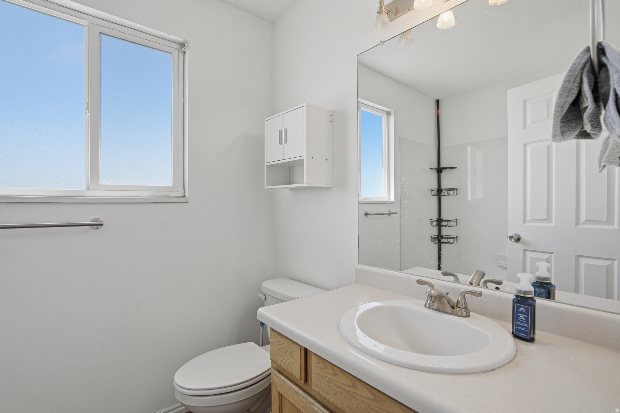 WALNUT HILLS - Residential
