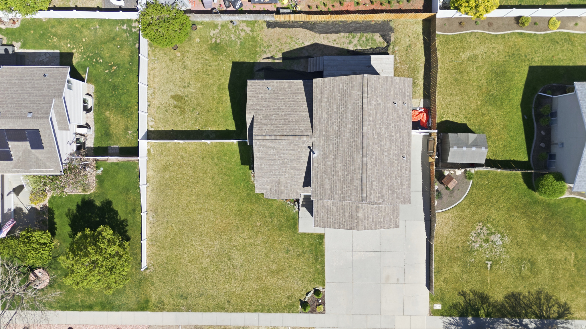 WALNUT HILLS - Residential