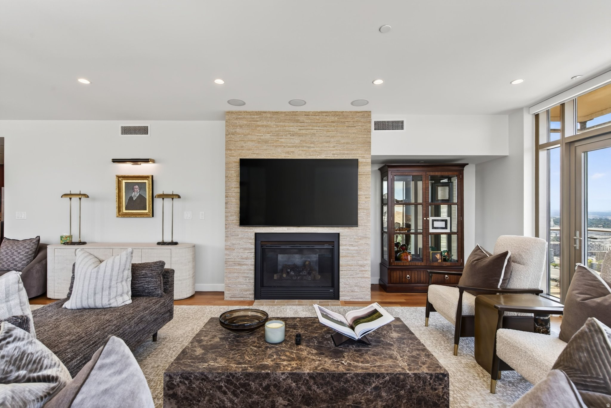 99 WEST - Residential