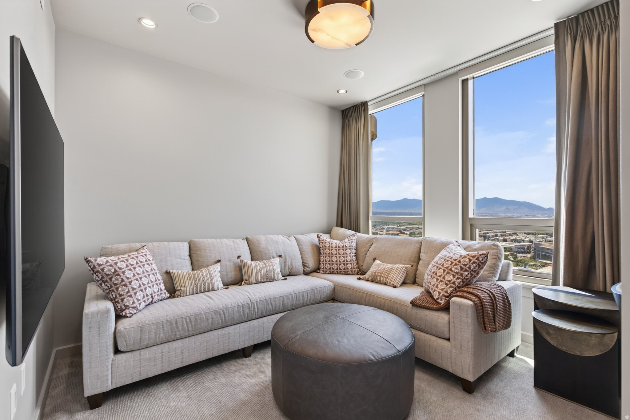 99 WEST - Residential