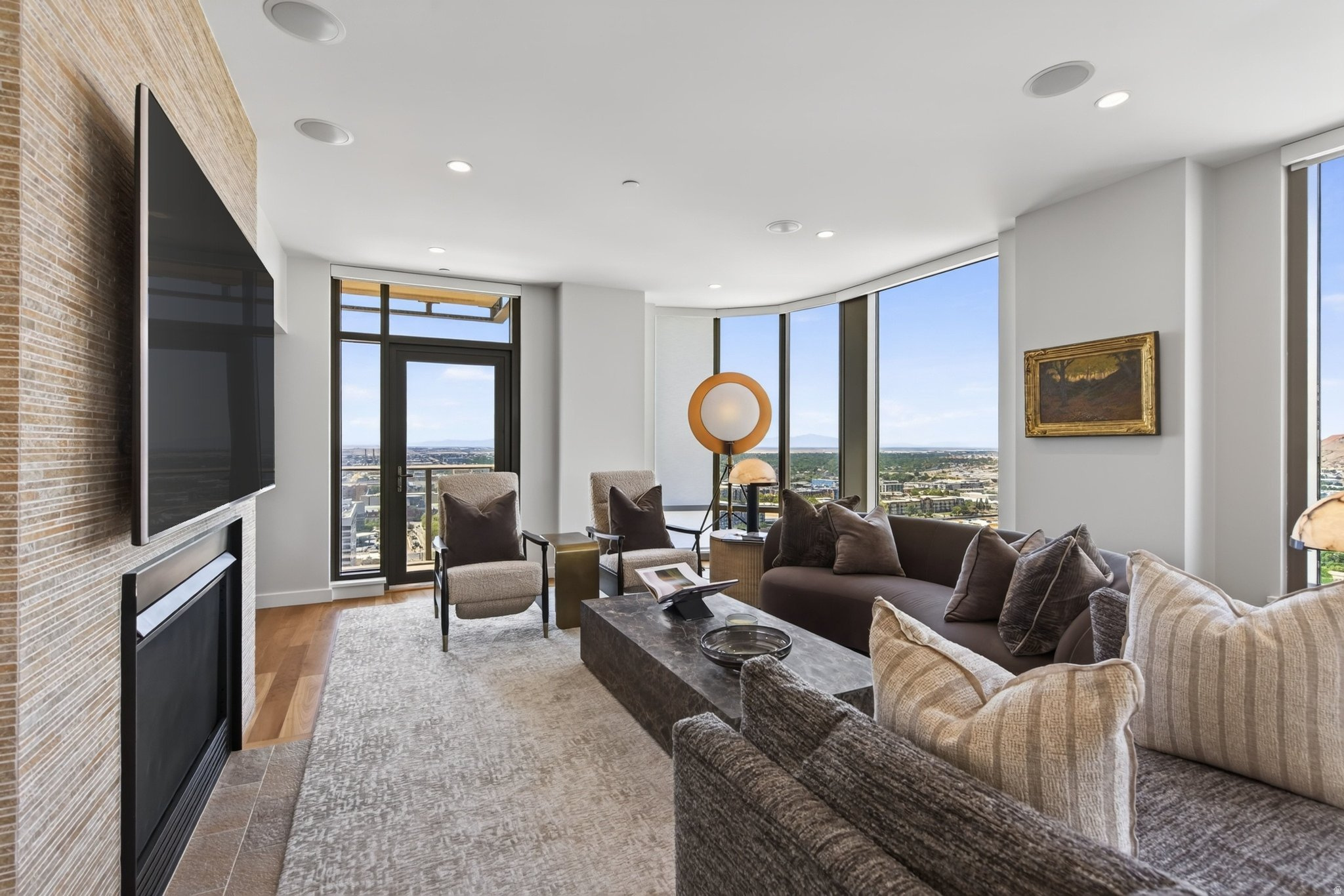 99 WEST - Residential
