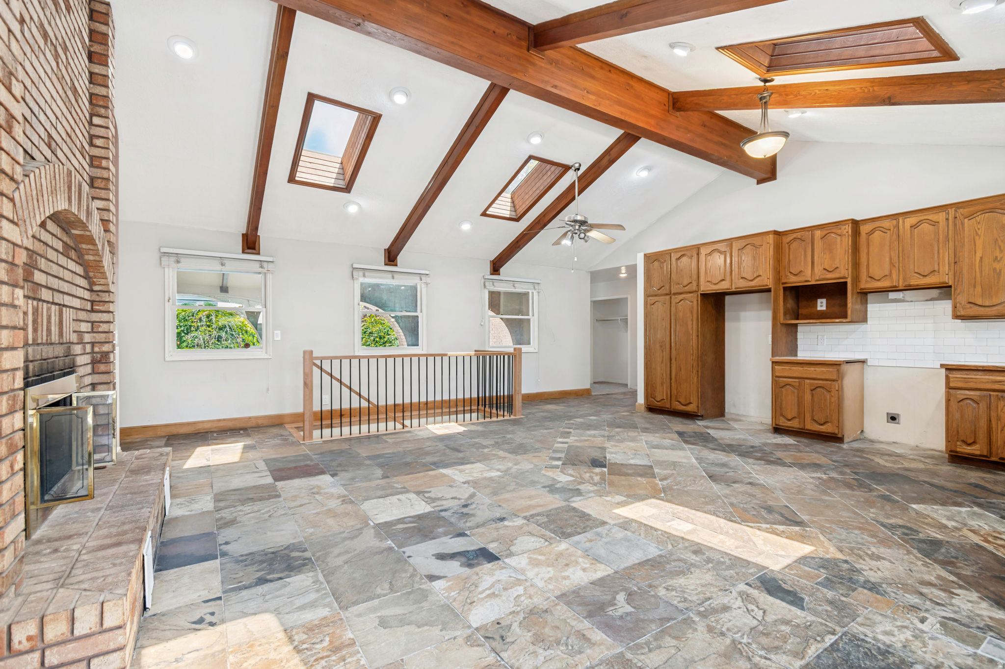 WALNUT BROOK - Residential