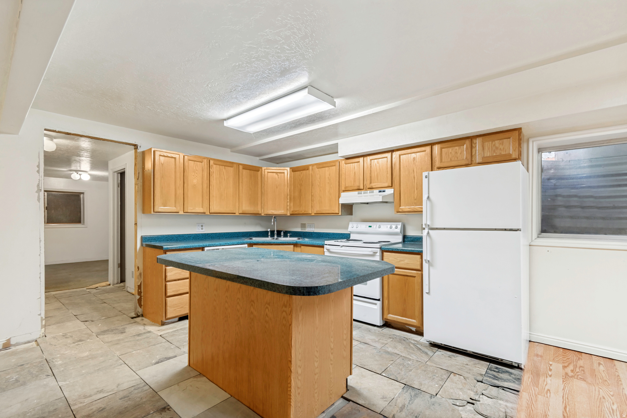 WALNUT BROOK - Residential