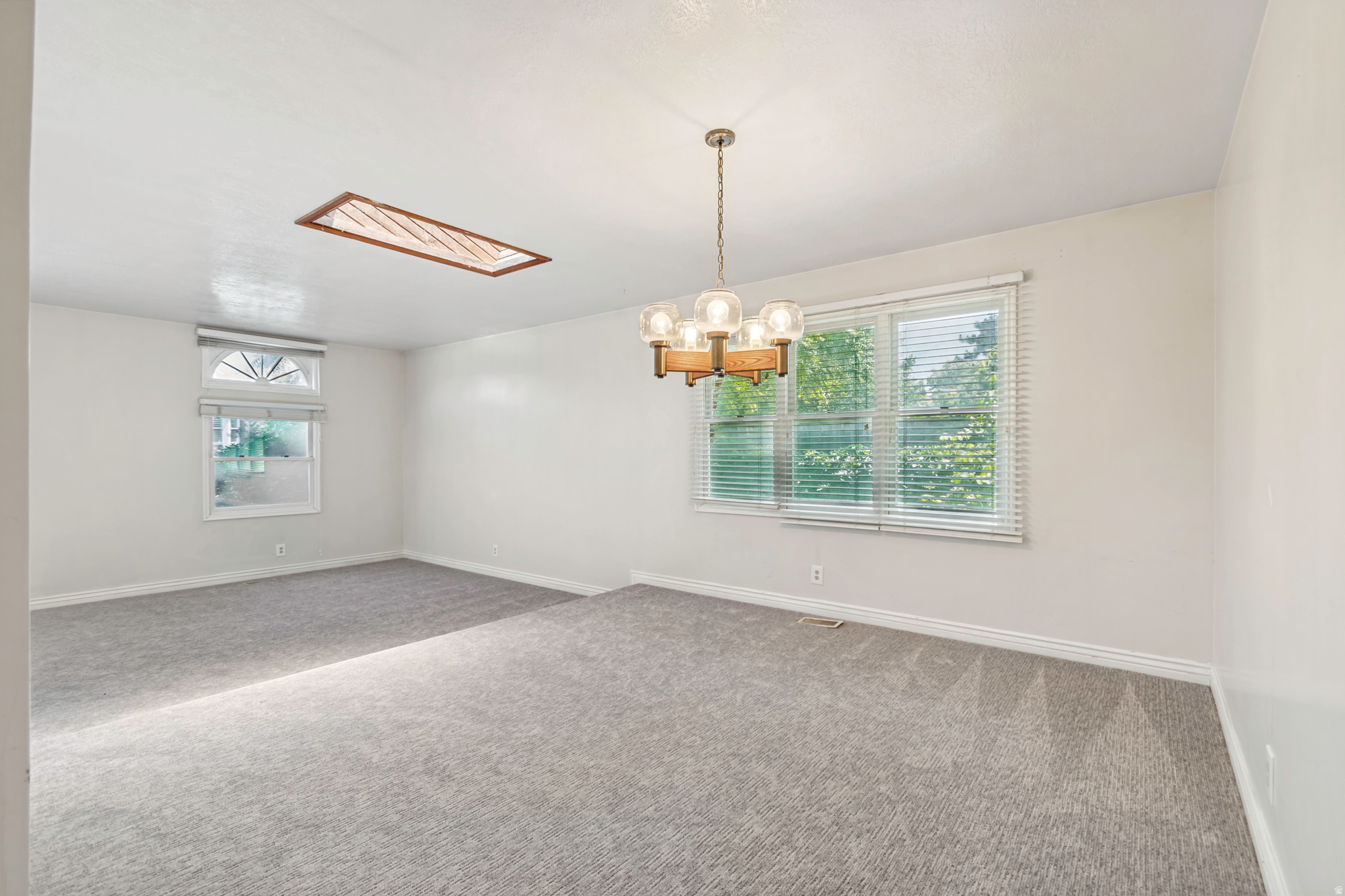 WALNUT BROOK - Residential