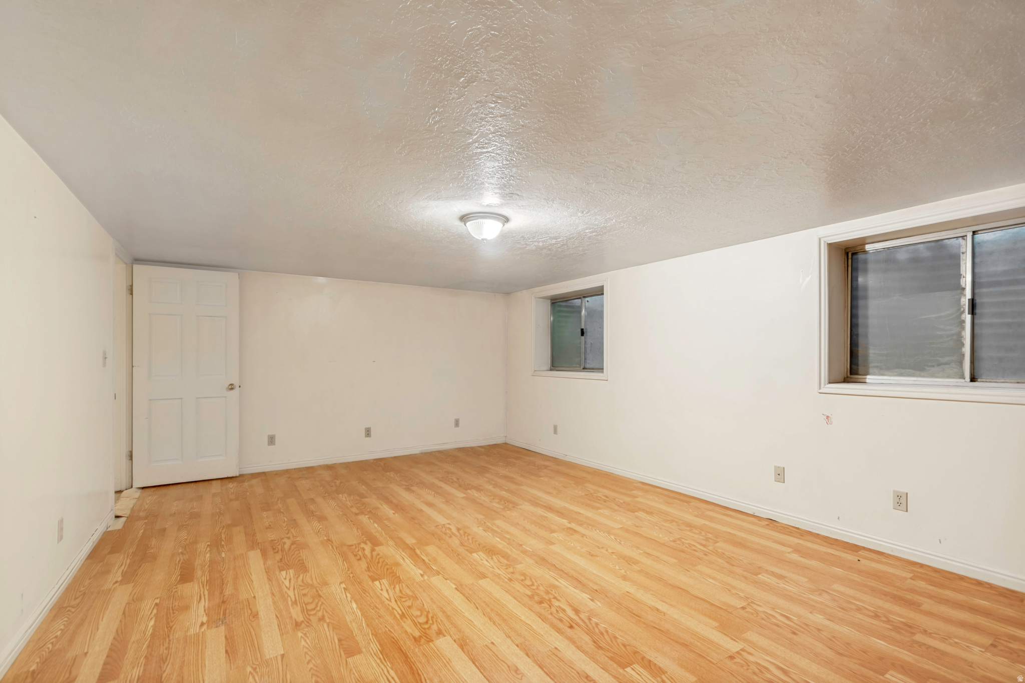 WALNUT BROOK - Residential