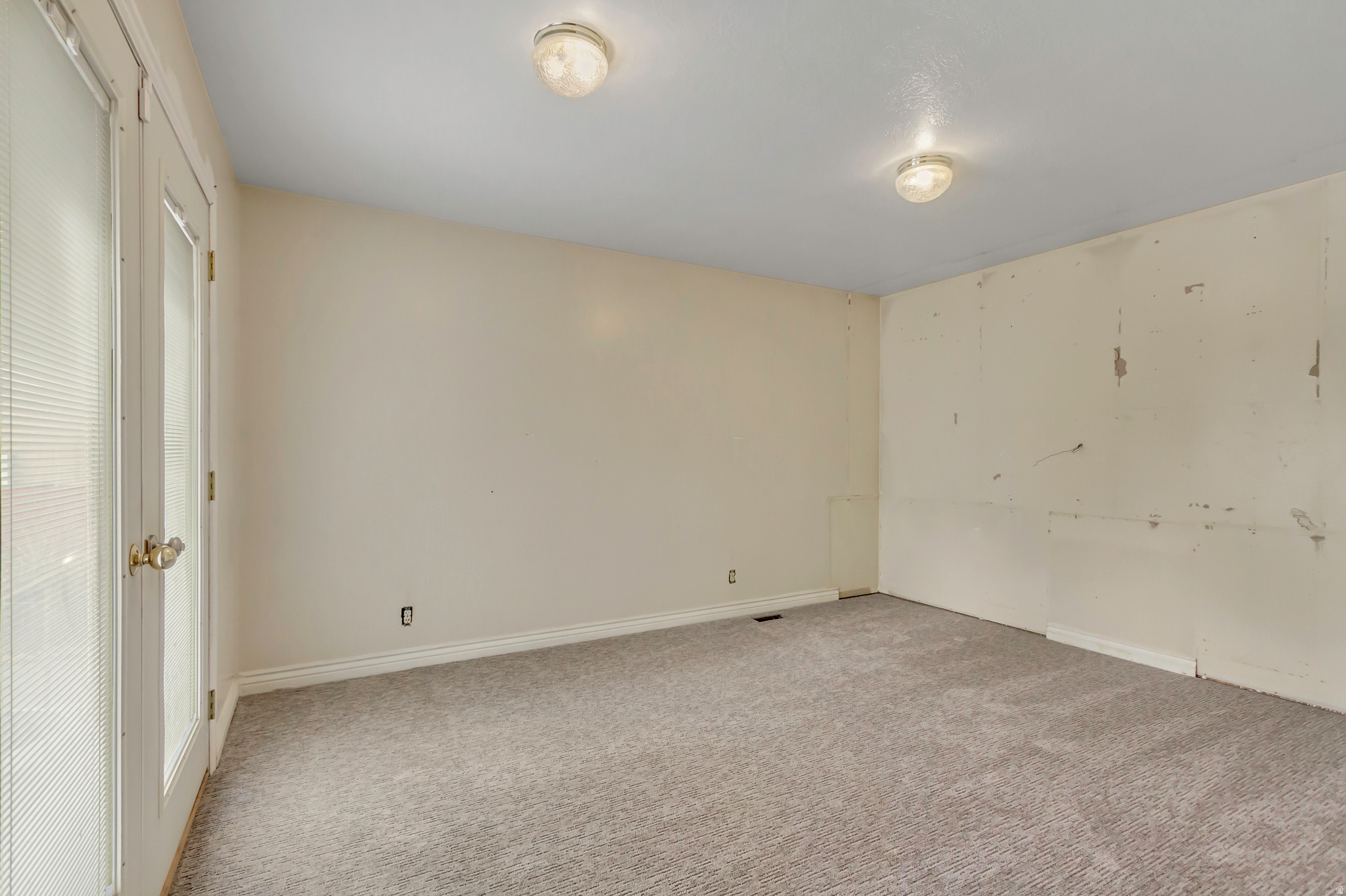 WALNUT BROOK - Residential
