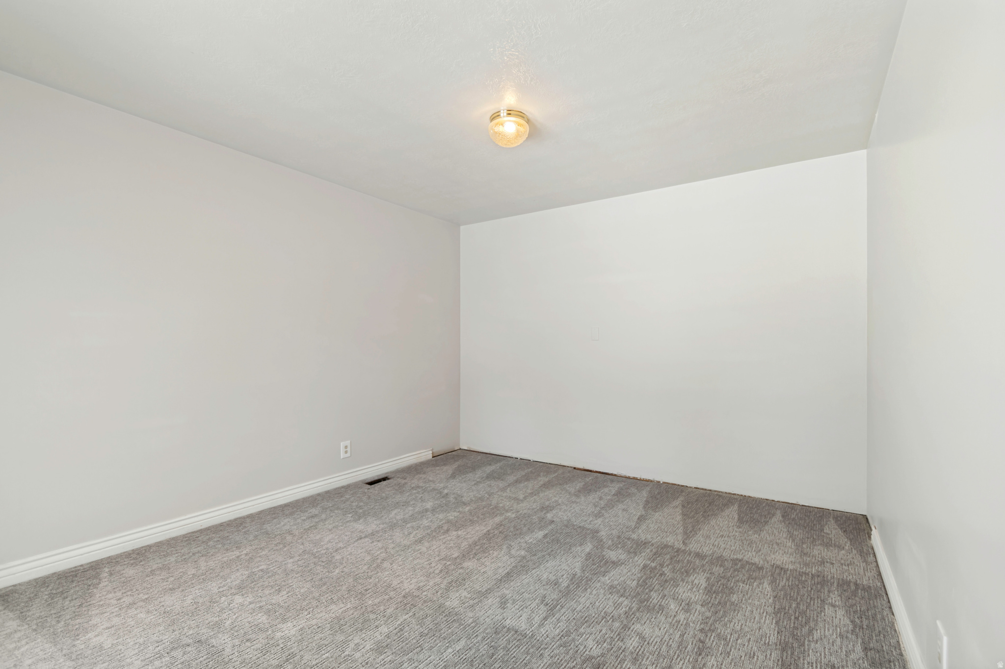 WALNUT BROOK - Residential