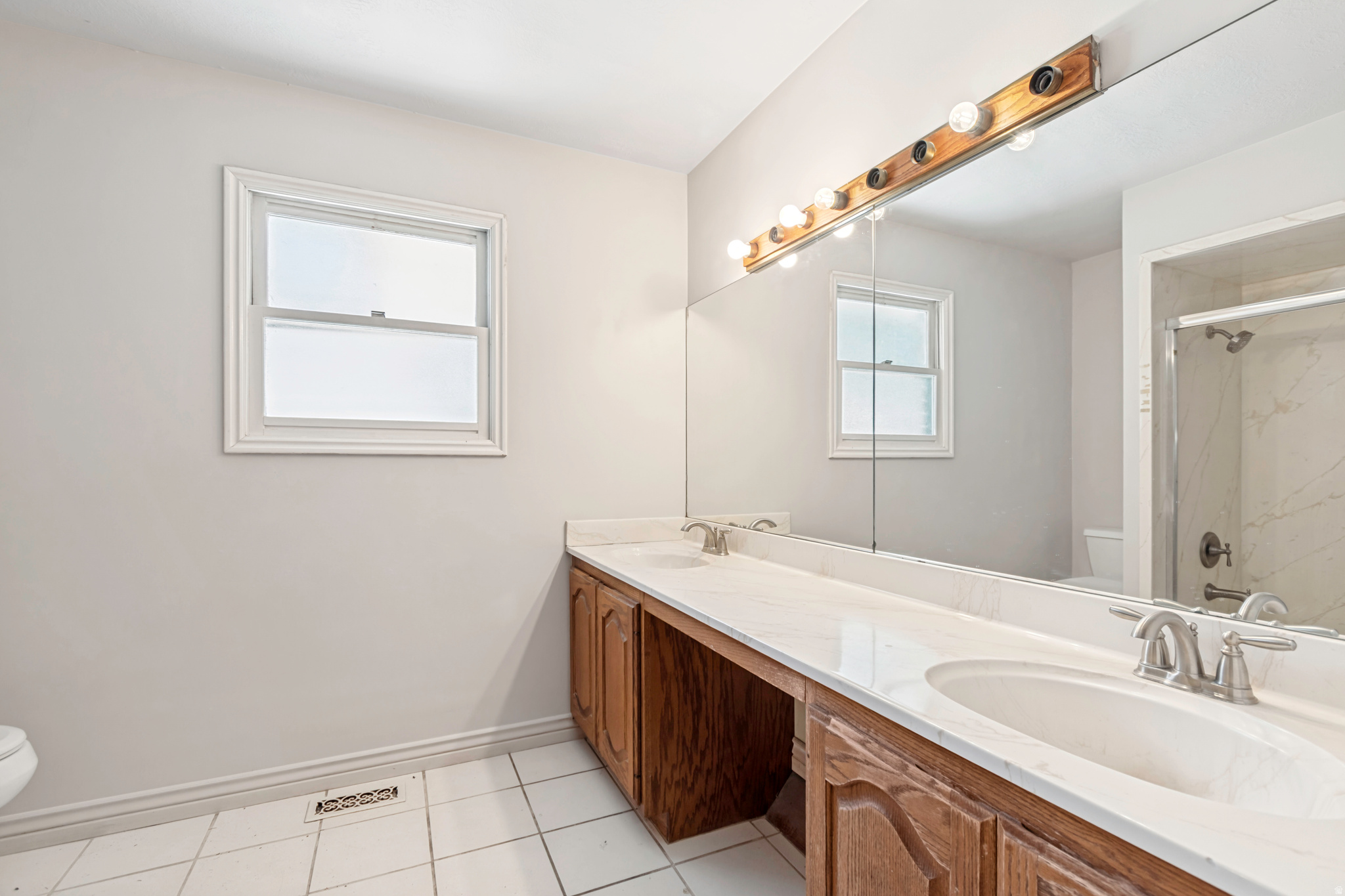 WALNUT BROOK - Residential
