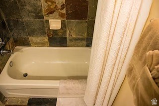 PROSPECTOR SQUARE - Residential