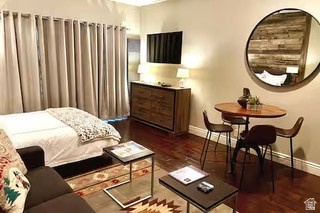 PROSPECTOR SQUARE - Residential