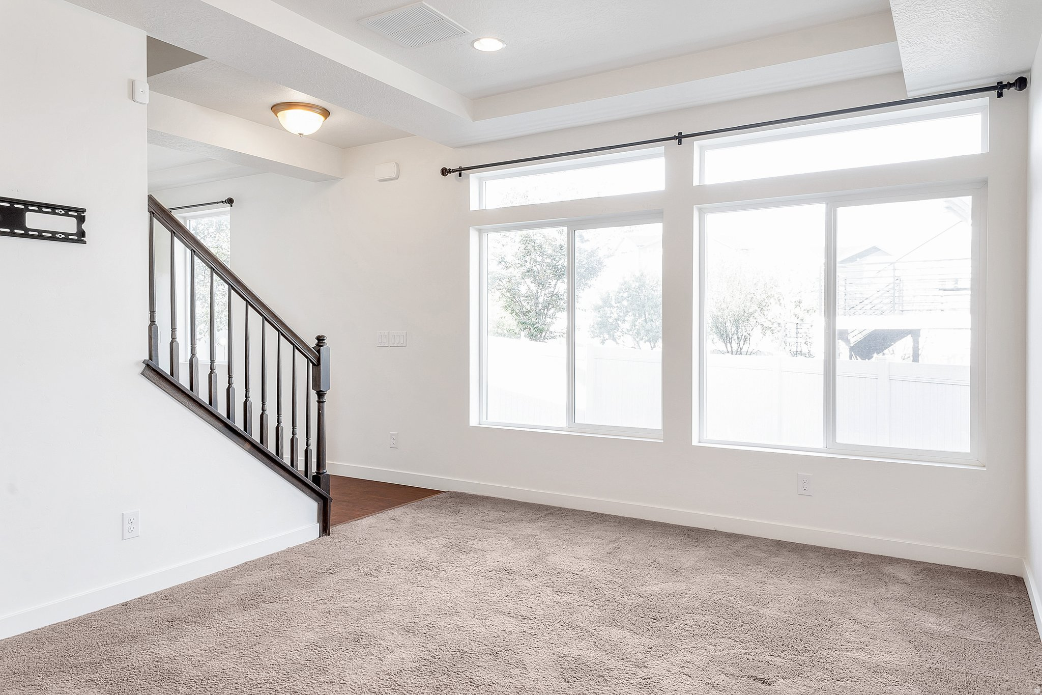 SOUTH POINT - Residential