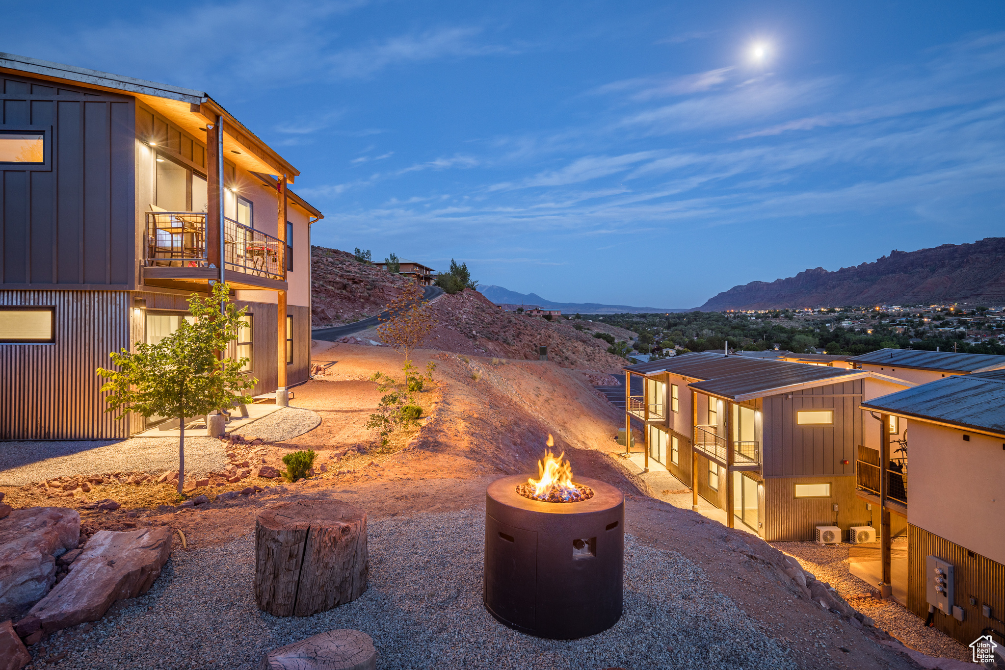 MURPHY FLATS - Residential