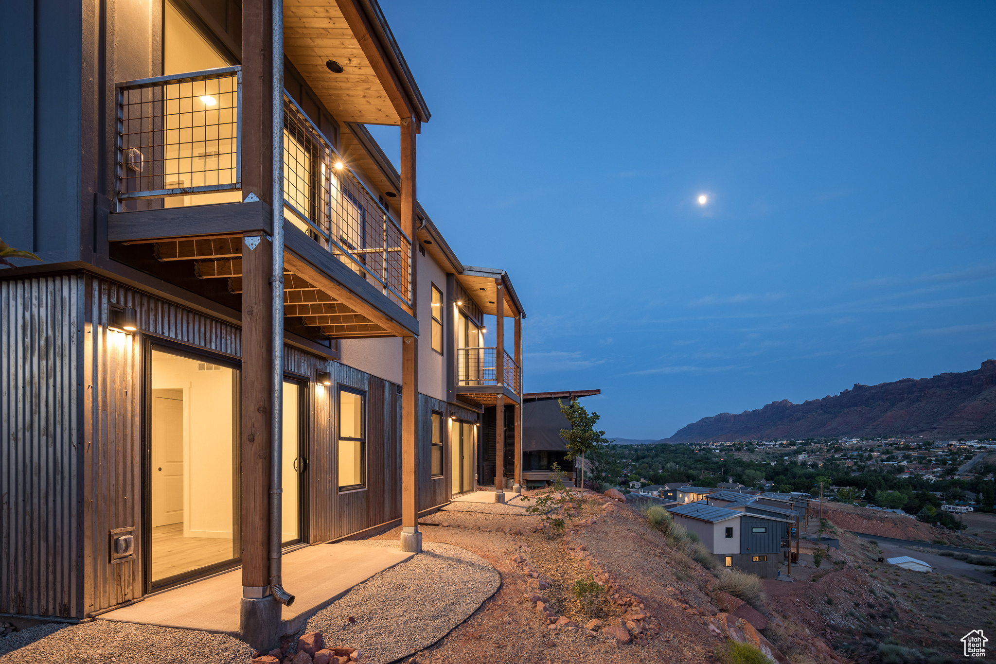 MURPHY FLATS - Residential