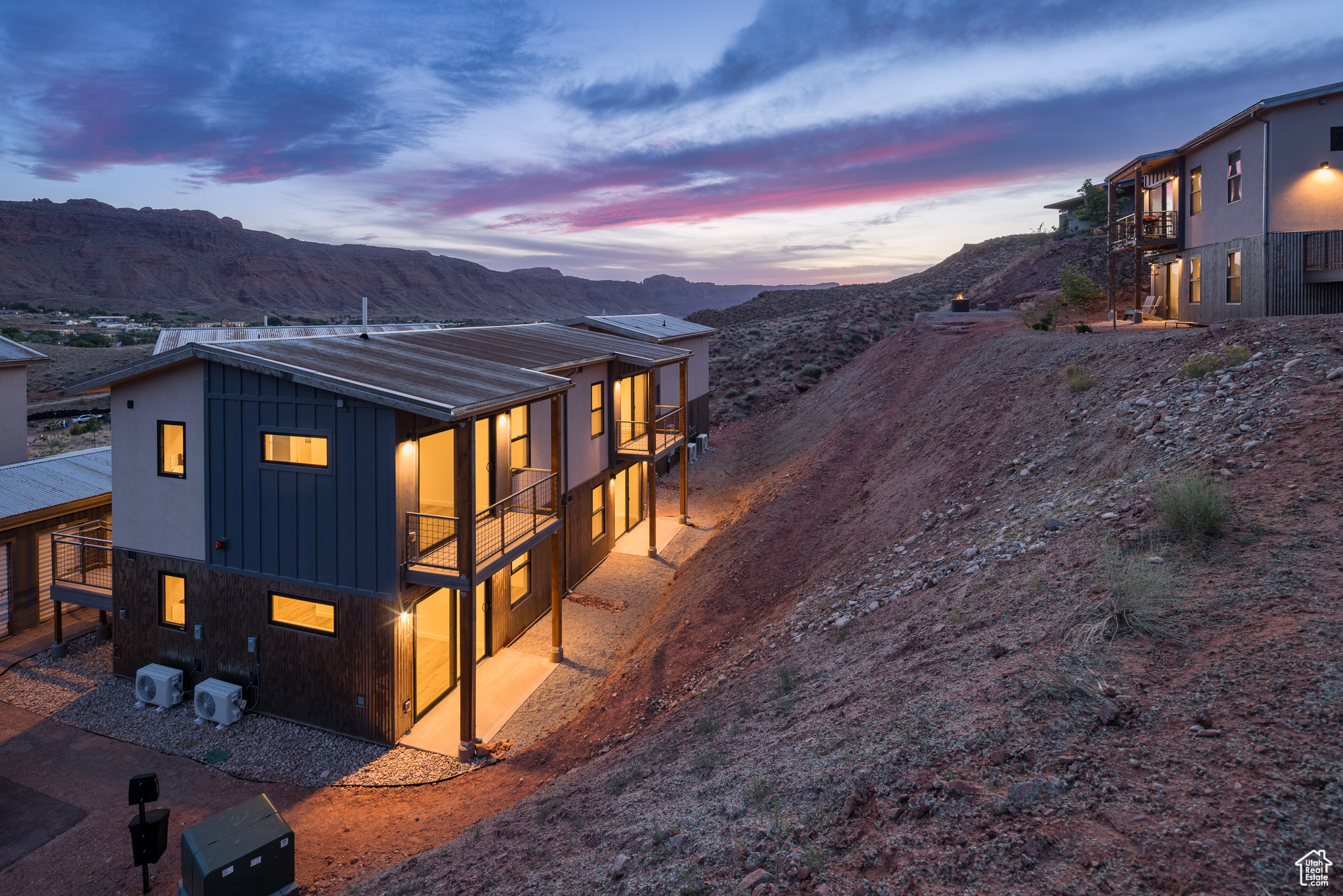 MURPHY FLATS - Residential