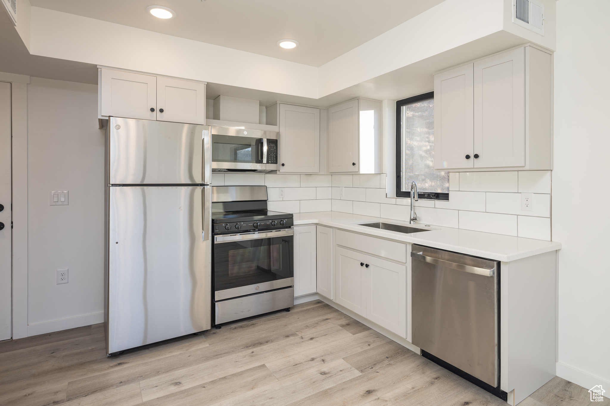 MURPHY FLATS - Residential