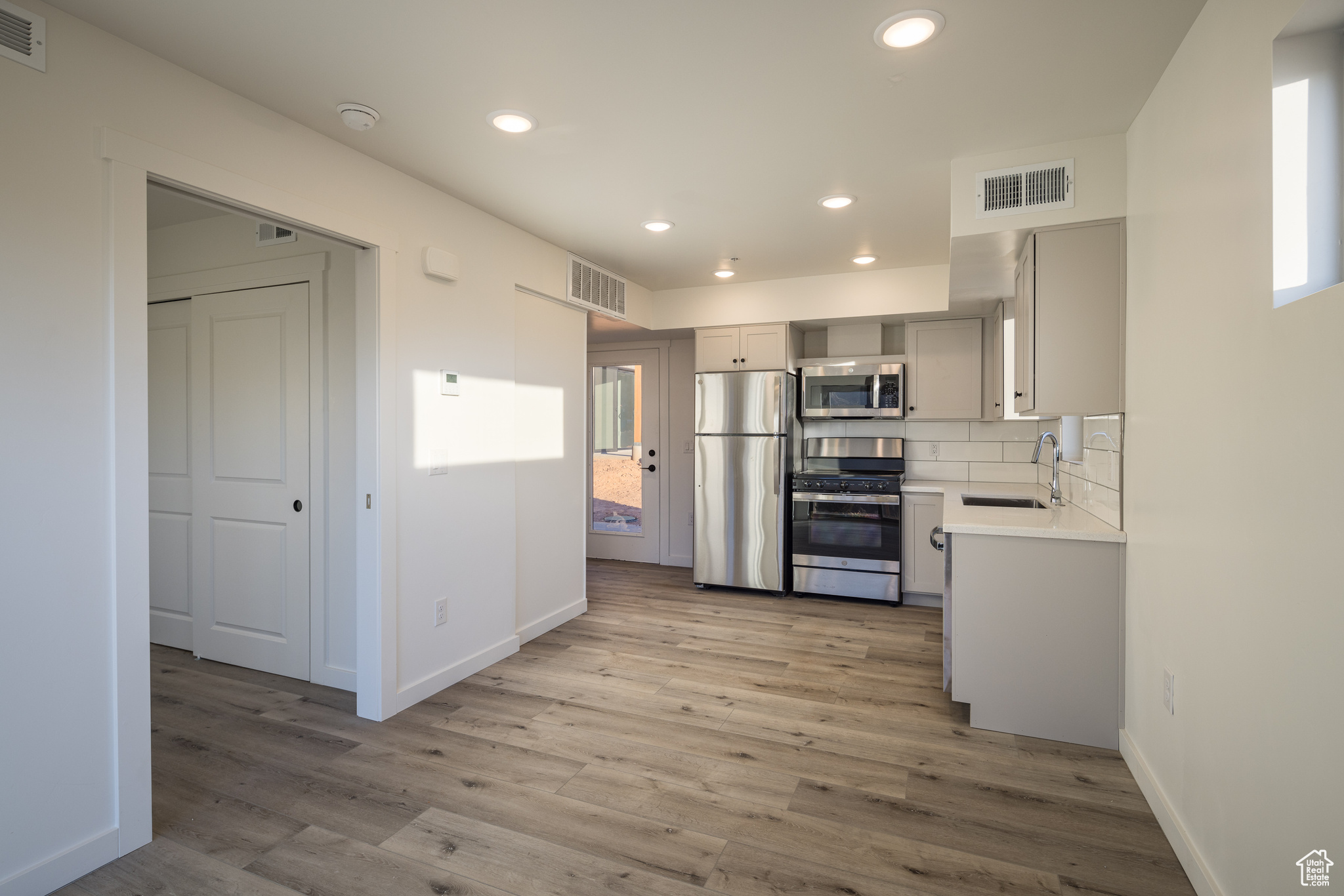 MURPHY FLATS - Residential