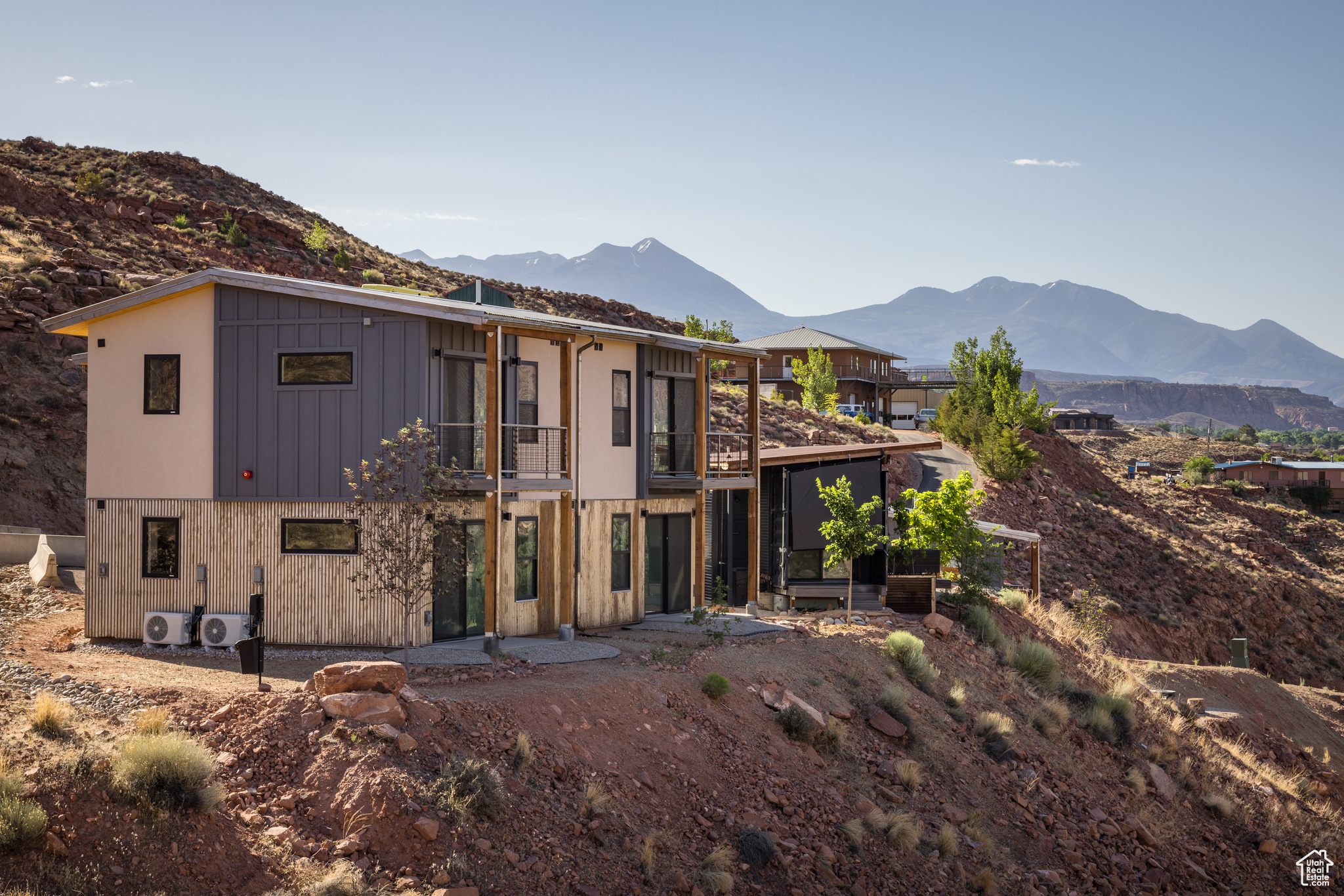 MURPHY FLATS - Residential