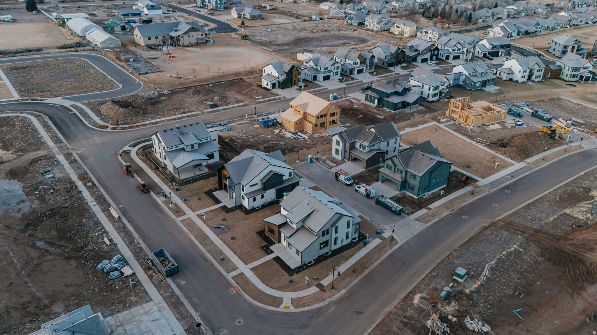 THE CROSSINGS - Residential