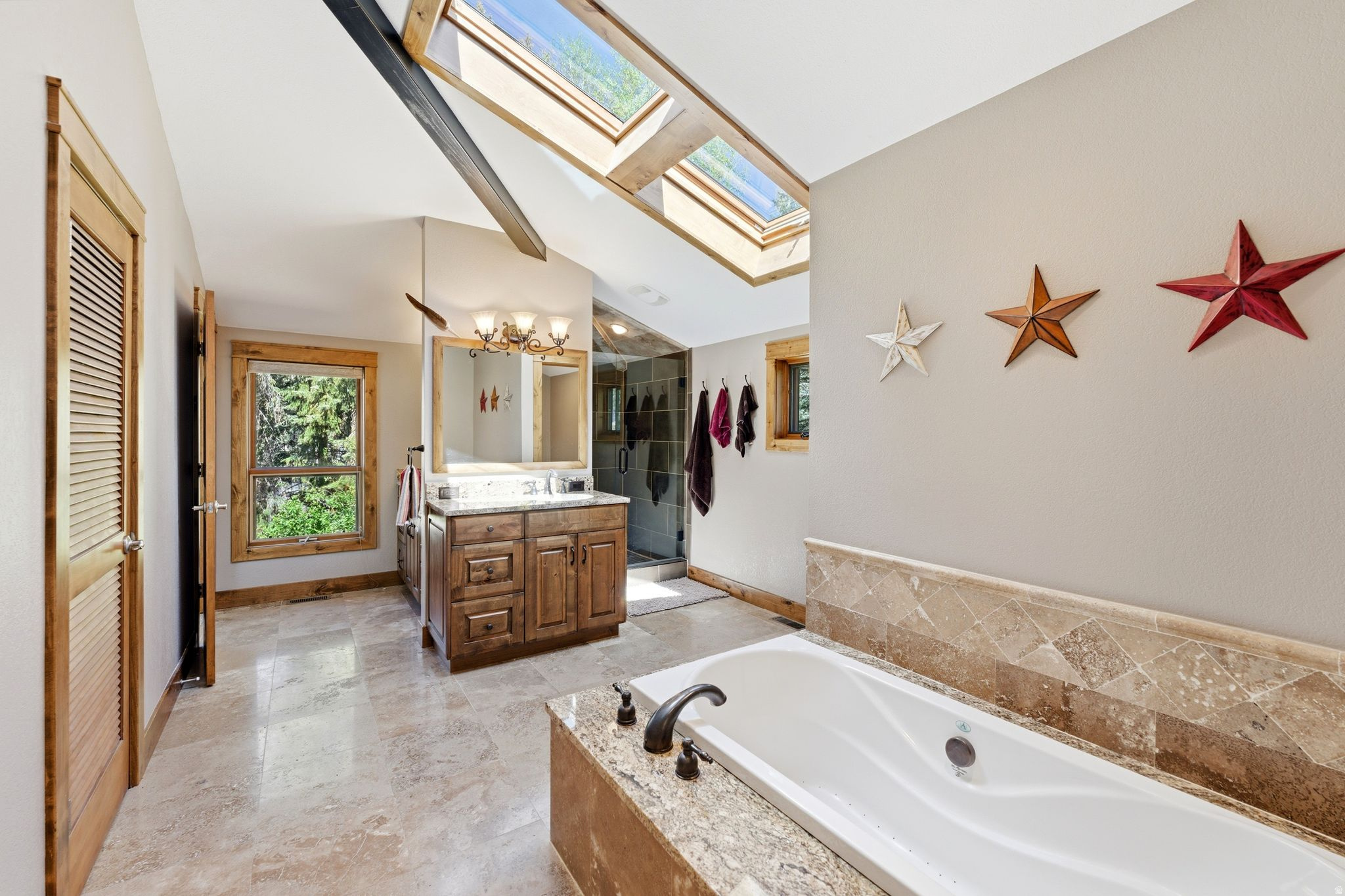 PARK MEADOWS - Residential