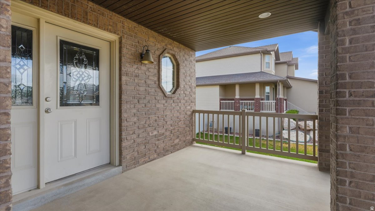 WALLY'S ACRE - Residential