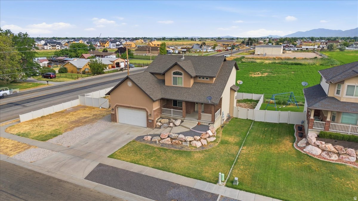 WALLY'S ACRE - Residential