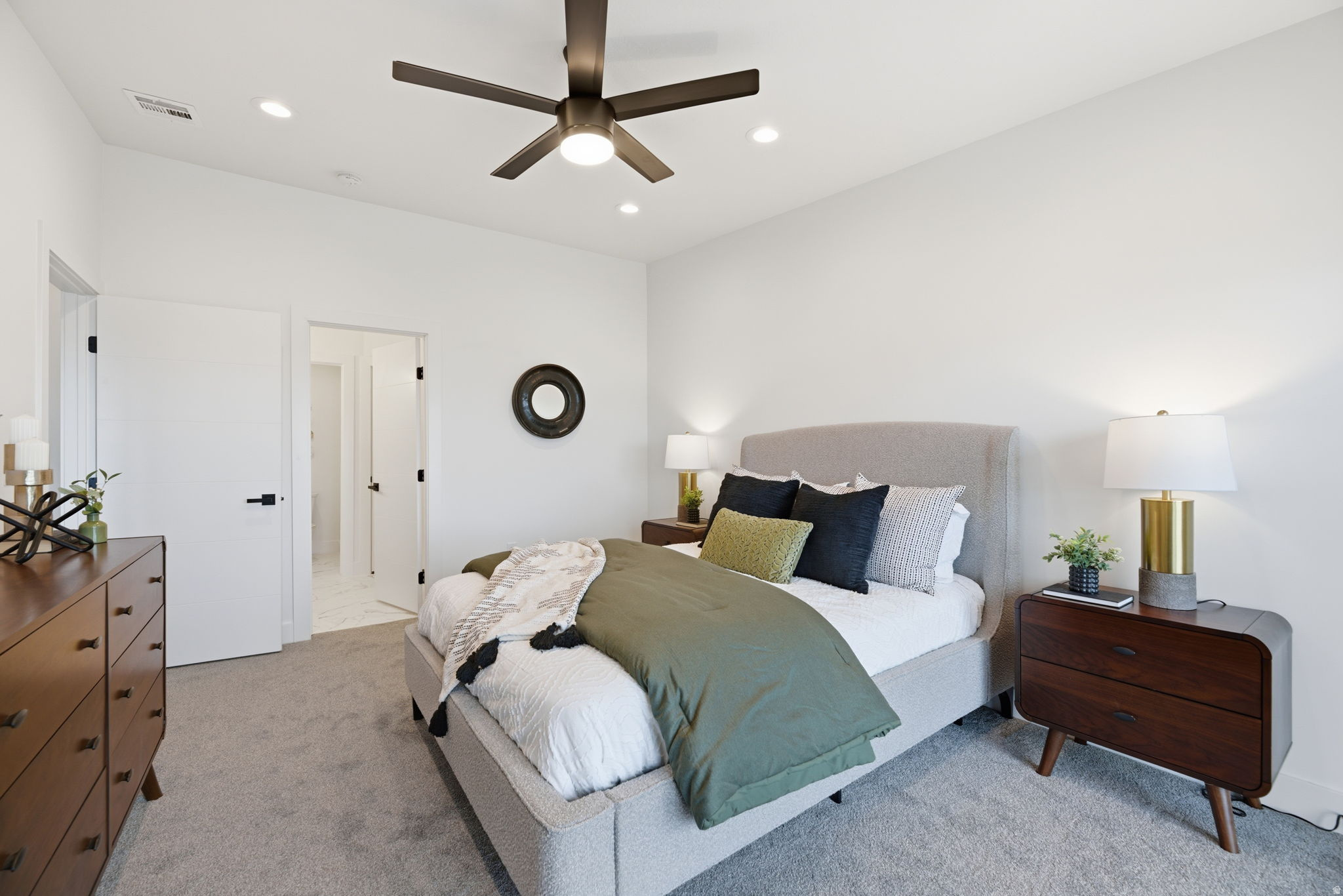 FAIRWAYS TOWNHOMES - Residential