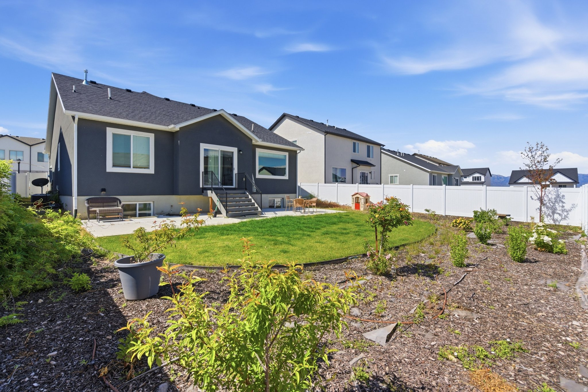 LEXINGTON GREENS AT OVERLAKE SUBDIVISION - Residential